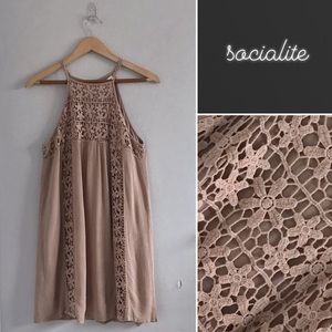 🏝️ Socialite Taupe Crepe and Lace Summer Dress • M